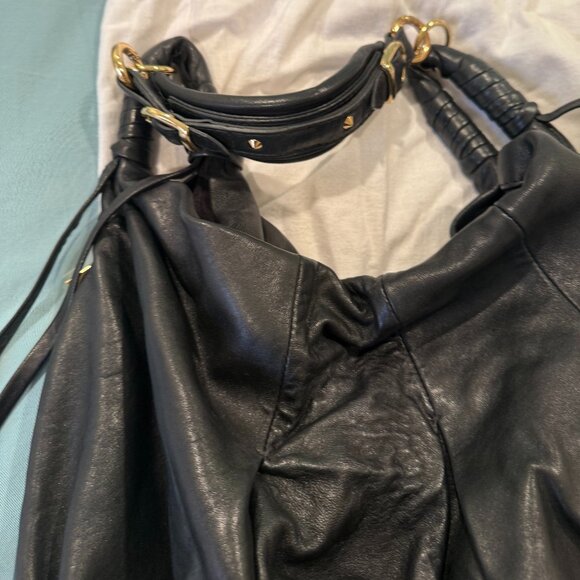 CC SKYE "The Love 82" Hobo Handbag Black Leather - Picture 3 of 3